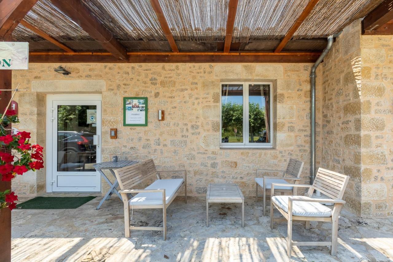 L'Oustal De Vezac Ξενοδοχείο Εξωτερικό φωτογραφία